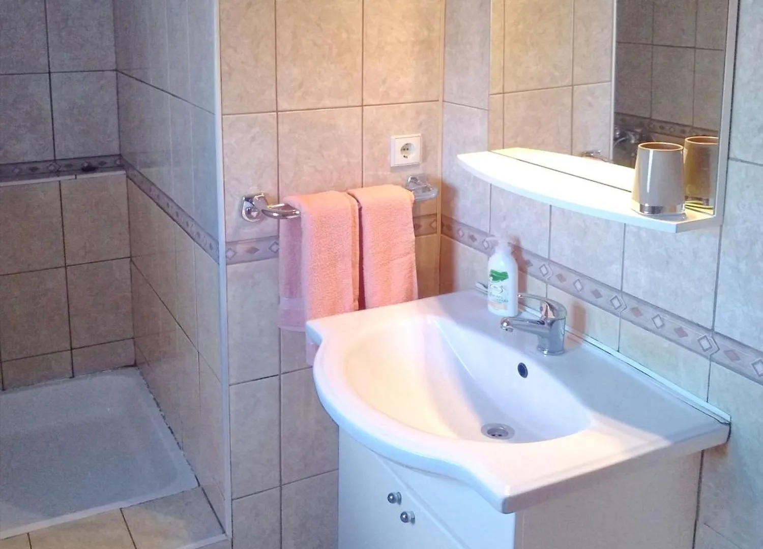Apartment Diana Povljana
