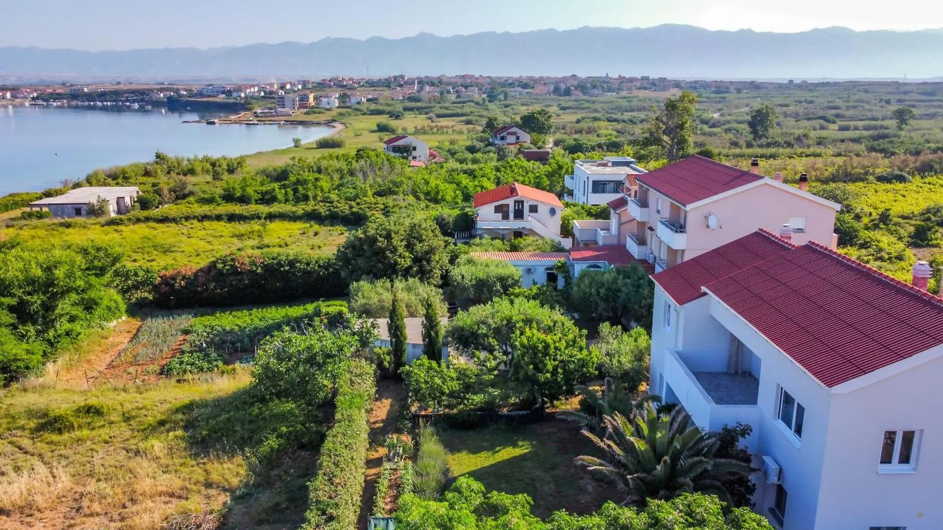 Apartment Diana Povljana 0*,  Croatia