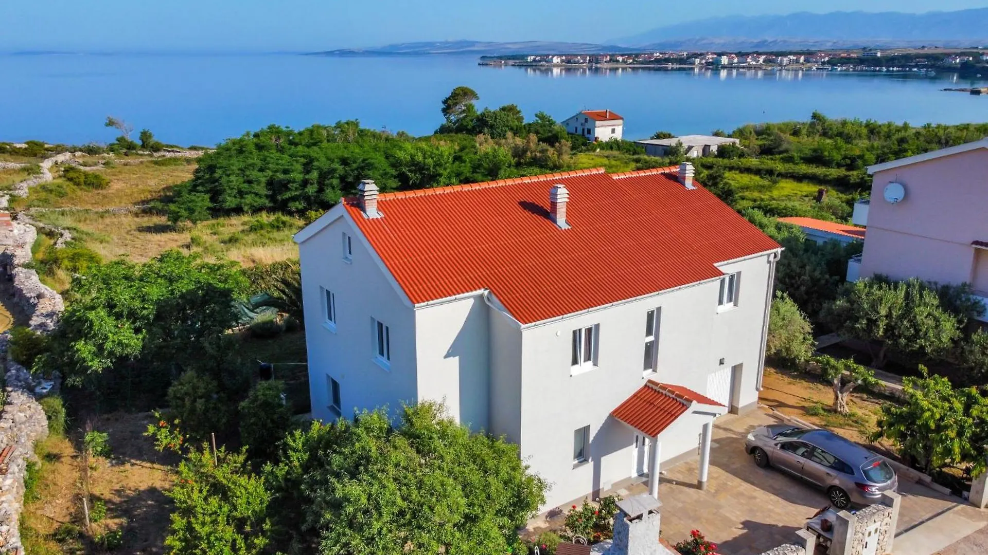 Apartment Diana Povljana